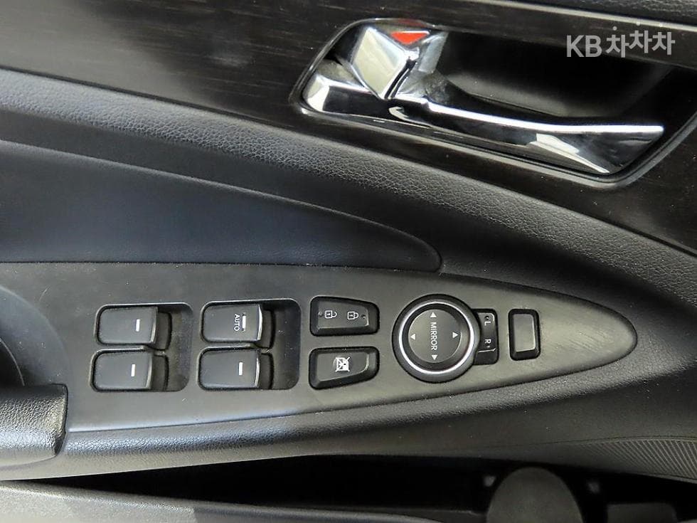Hyundai Sonata 더 브릴리언트LPI Smart - 14