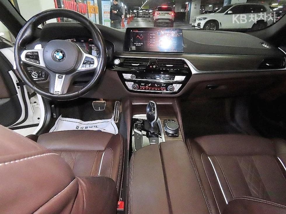 BMW 올New5 Series (G30)530i M Sport Plus - 10