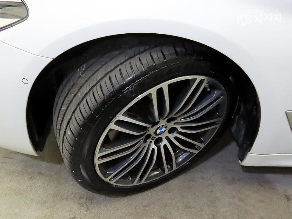 BMW 올New5 Series (G30)530i M Sport Plus - 20