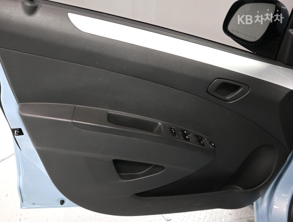 Джи Ем Корея Chevrolet СпаркLS Стандартен - 13