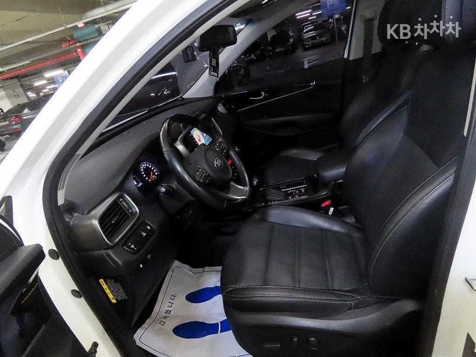 Kia All NewSorentoDiesel 2.0 2WD Noblesse - 6