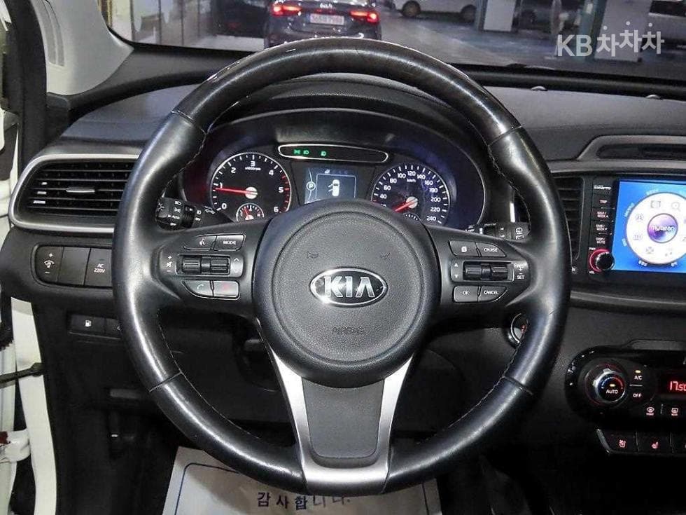 Kia All NewSorentoDiesel 2.0 2WD Noblesse - 8