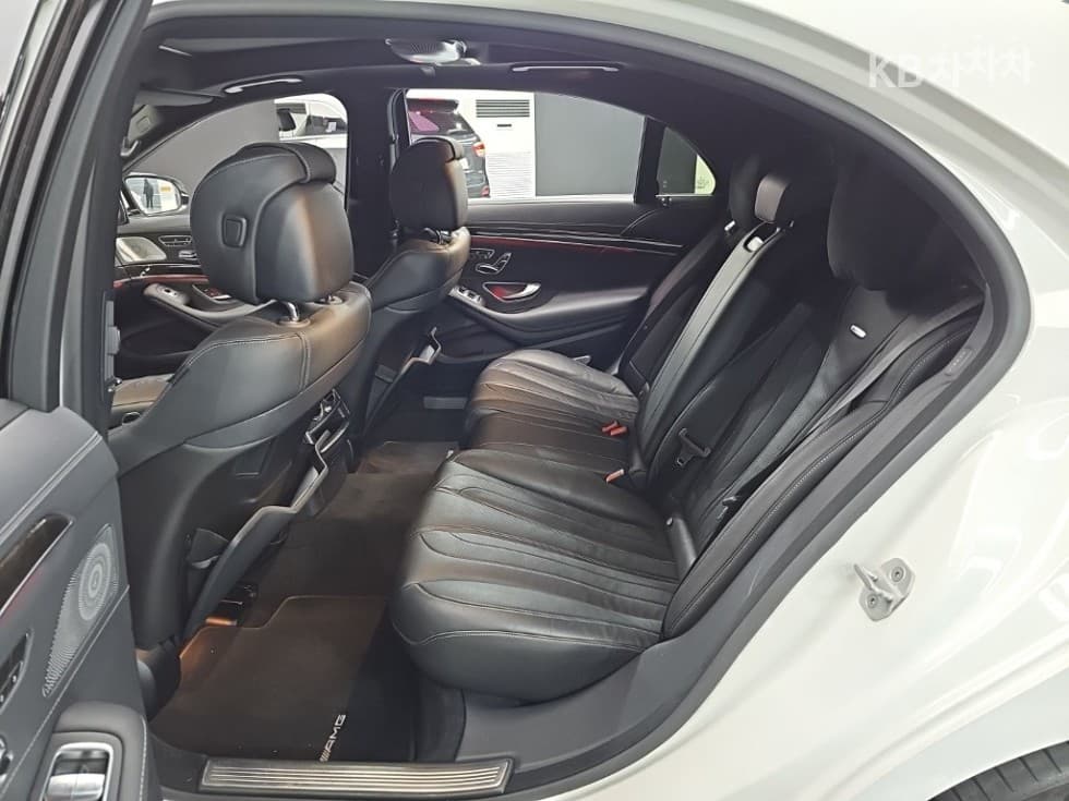 Mercedes-Benz New S-ClassNew S63 AMG 4MATIC Standard - 18