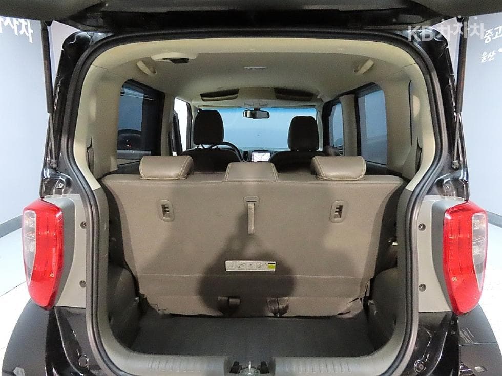 Kia Ray (van)1.0 Gasoline Luxury - 19