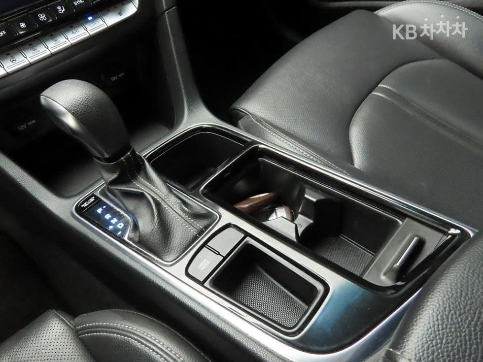 Hyundai Sonata New Rise2.0 Smart - 11