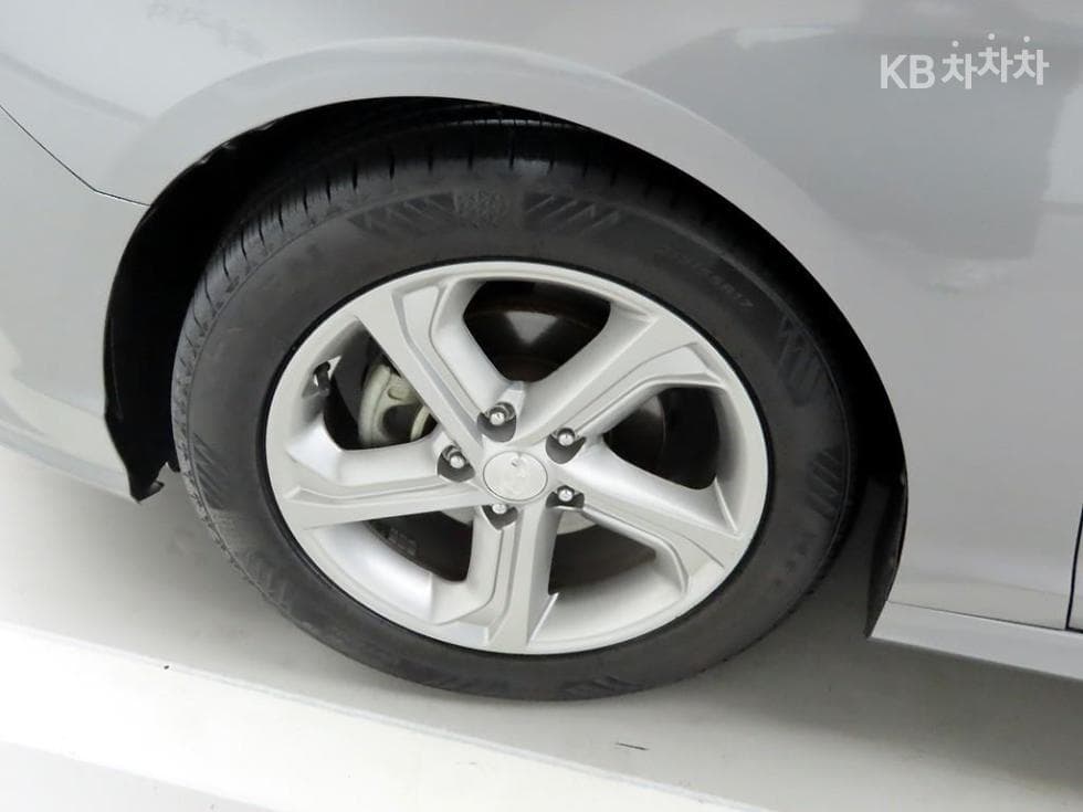 Hyundai Sonata New Rise2.0 Smart - 19