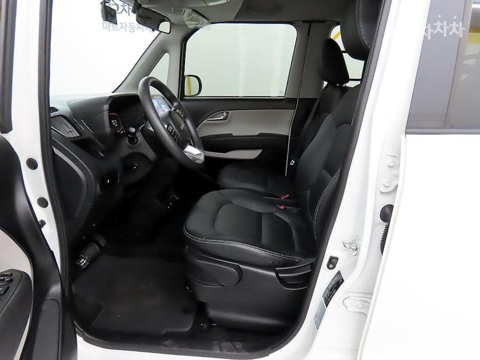 Kia The New (facelift) Kia Ray (van) Van1.0 Gasoline Van 2-seater Prestige Special (special feature/edition) - 3