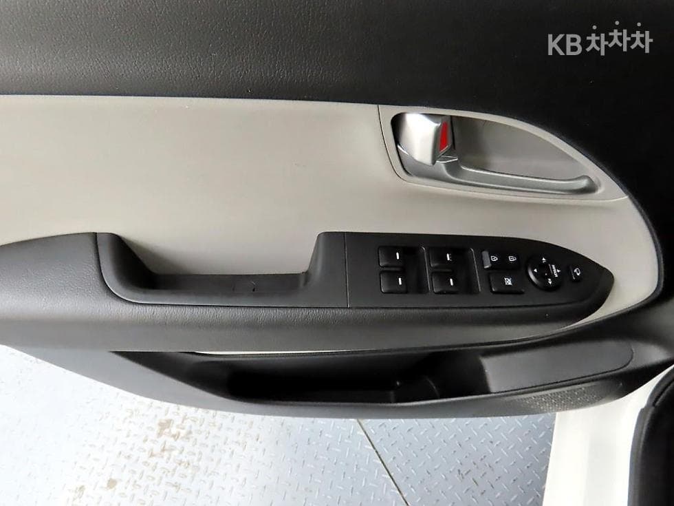 Kia The New (facelift) Kia Ray (van) Van1.0 Gasoline Van 2-seater Prestige Special (special feature/edition) - 4