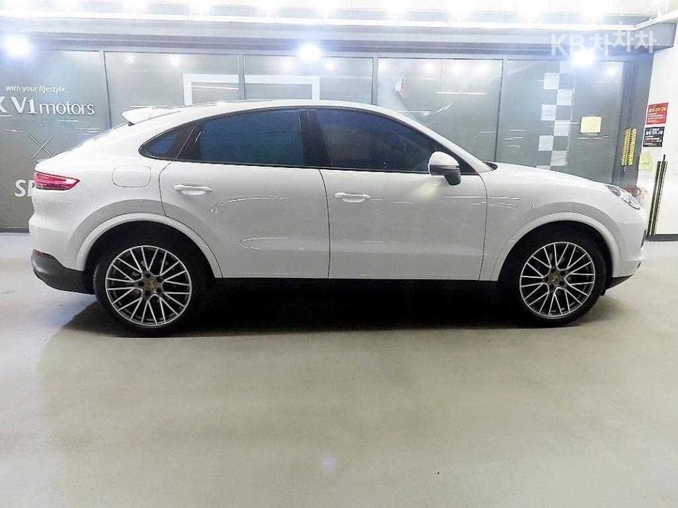 Porsche Cayenne(9Y0)3.0 Coupe Platinum Edition - 3