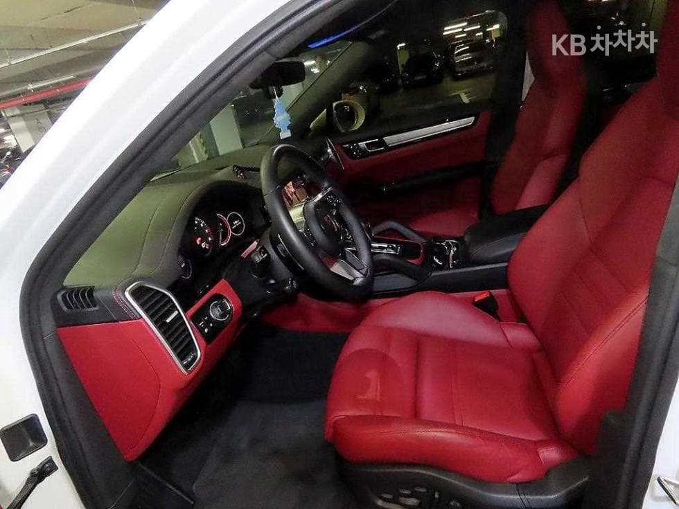 Porsche Cayenne(9Y0)3.0 Coupe Platinum Edition - 6