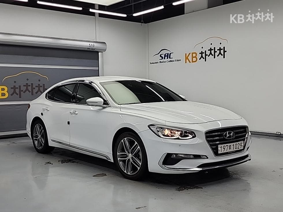Hyundai Grandeur (Azera)IGRental car 3.0 LPi Modern Standard - 4