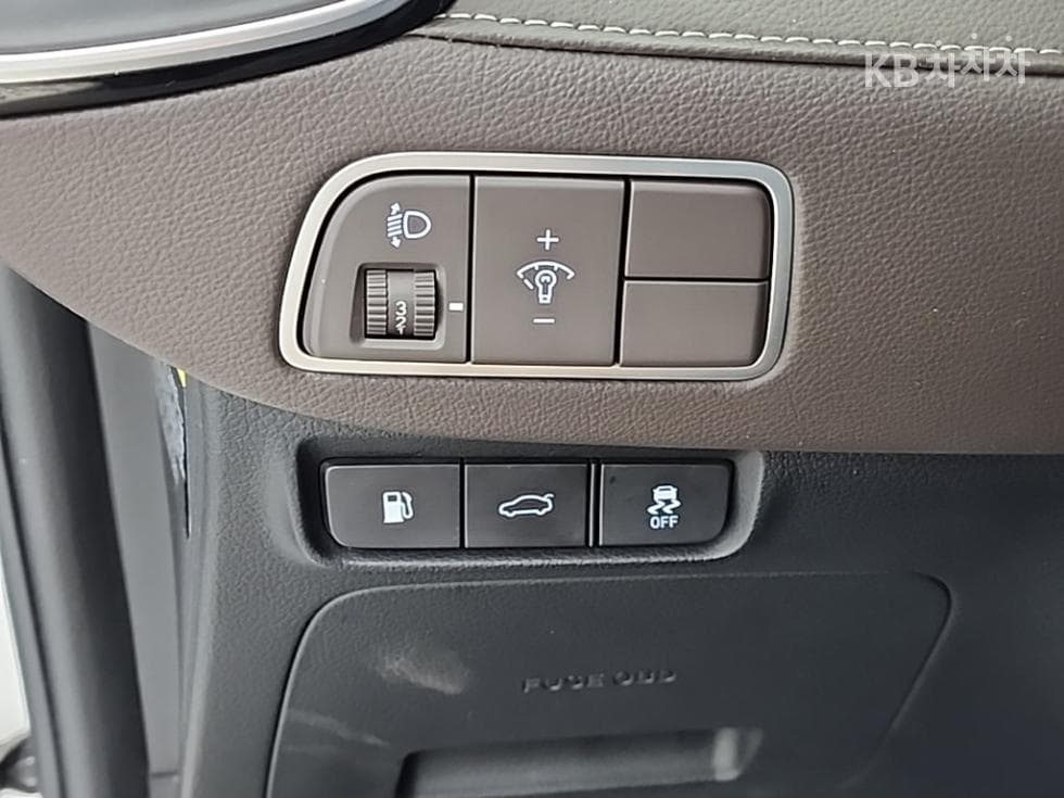 Hyundai Grandeur (Azera)IGRental car 3.0 LPi Modern Standard - 18