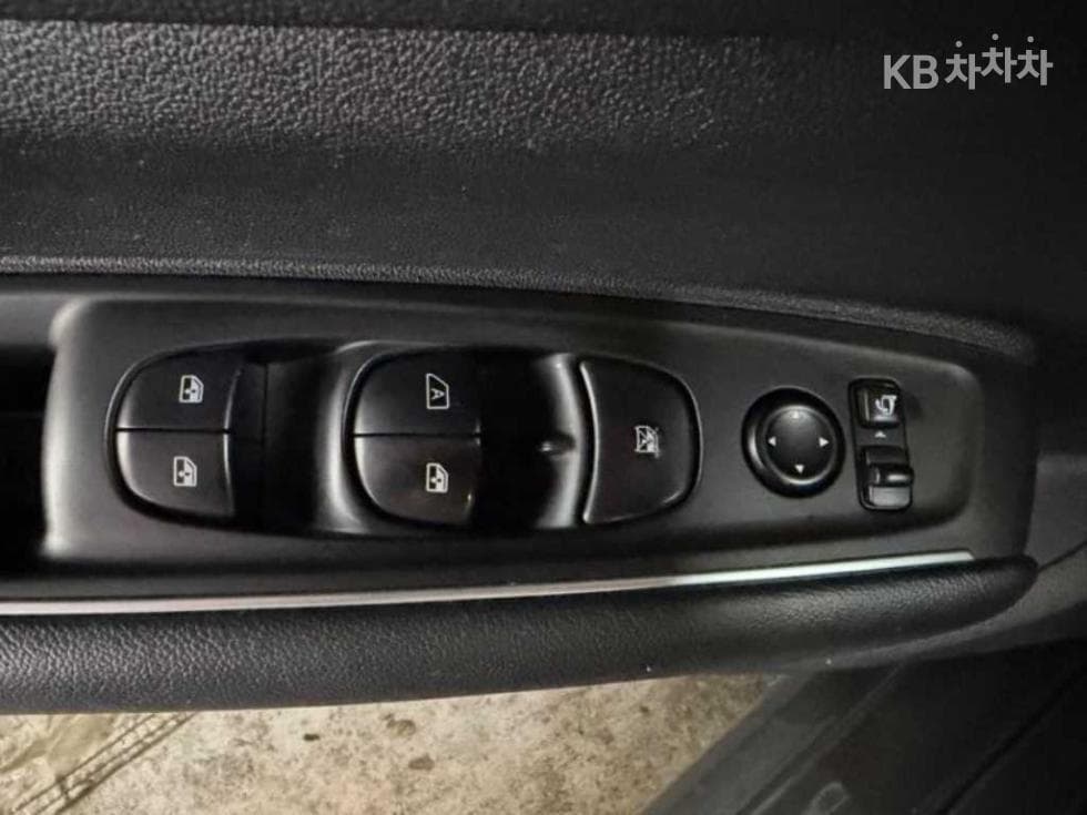Рено Корея The New (фейслифт) QM62.0 GDe 2WD LE - 16