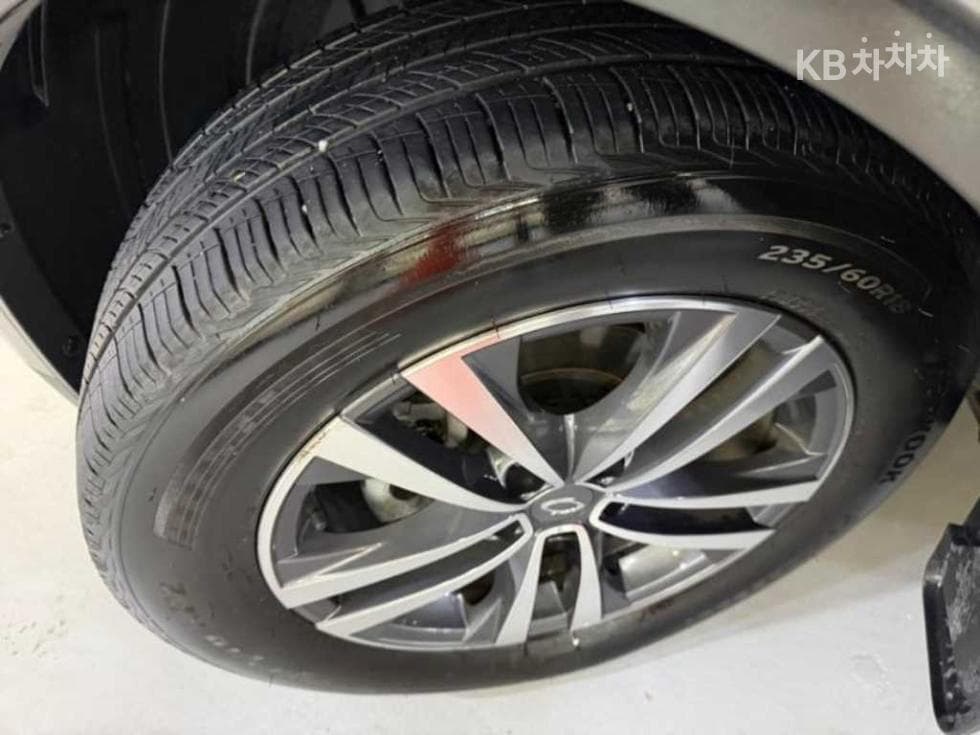 Рено Корея The New (фейслифт) QM62.0 GDe 2WD LE - 20