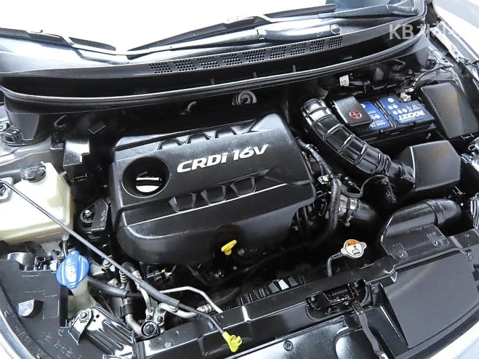 Хюндай The New (фейслифт) Avante (Elantra)1.6 VGT Modern Стандартен - 7