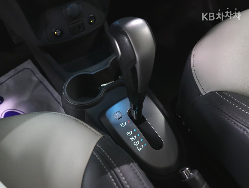 Джи Ем Корея Chevrolet СпаркLS+ - 16
