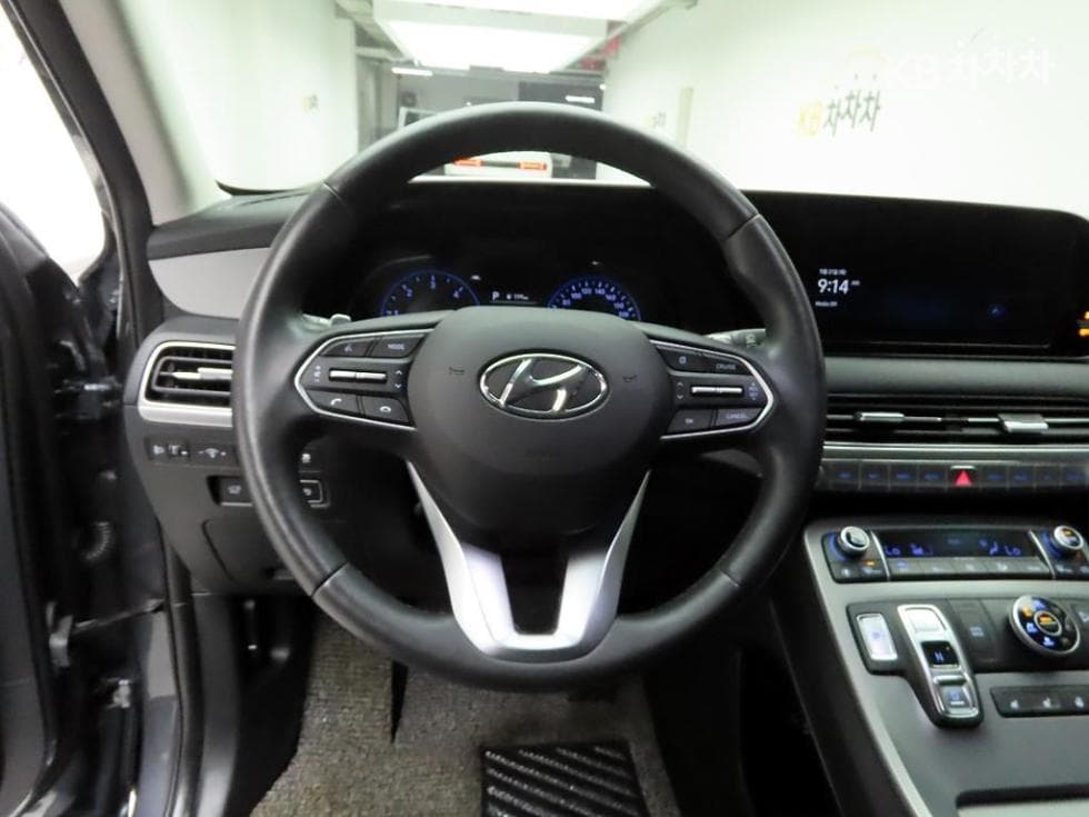 Hyundai Palisade2.2 Diesel 8-seater AWD Exclusive - 6