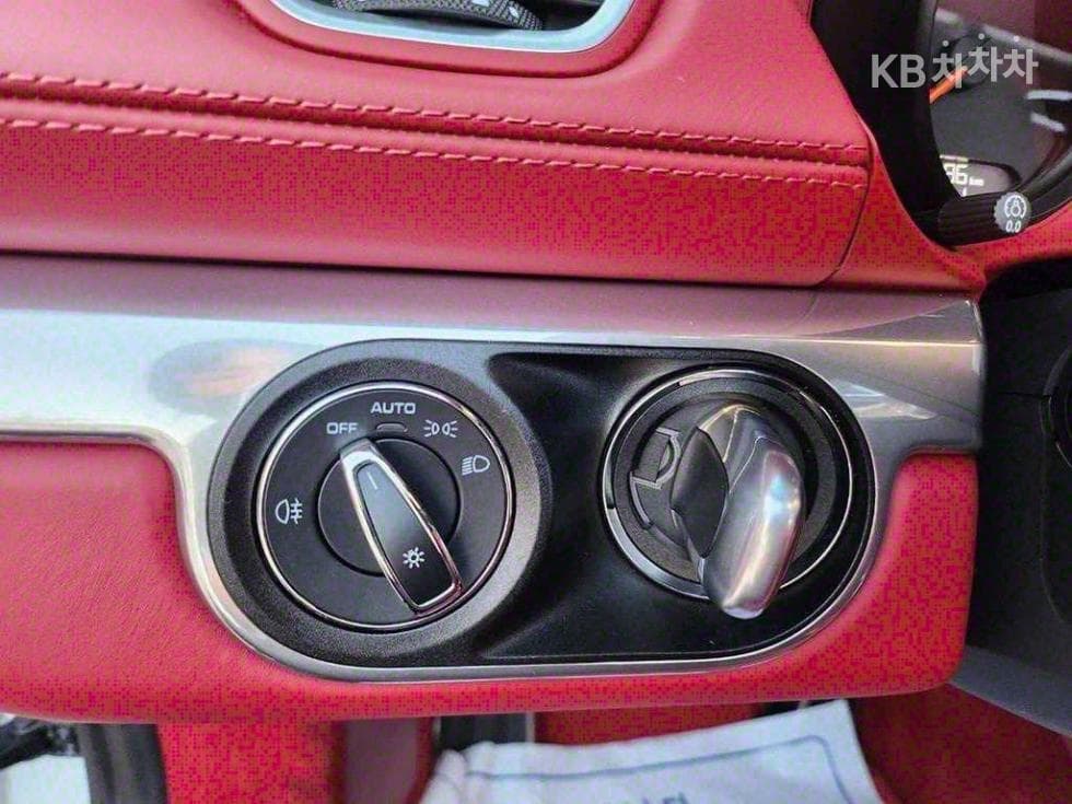 Porsche 718 박스터4.0 GTS - 13