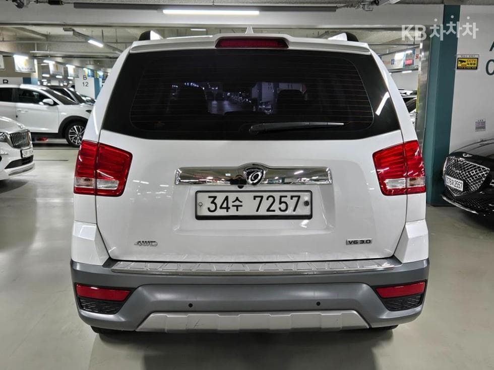 Киа The New (фейслифт) Mohave4x4 VIP 7-местен (Лимузин) - 4