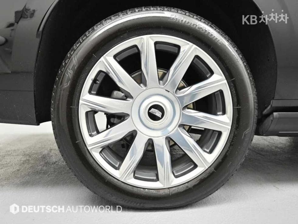 캐딜락 ESCALADE(5세대)6.2 V8 ESV Premium Luxury Platinum - 5