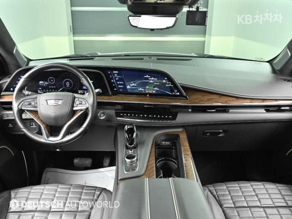 캐딜락 ESCALADE(5세대)6.2 V8 ESV Premium Luxury Platinum - 7