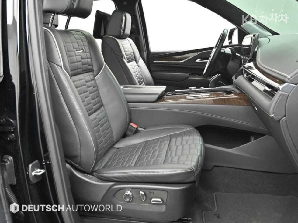 캐딜락 ESCALADE(5세대)6.2 V8 ESV Premium Luxury Platinum - 10