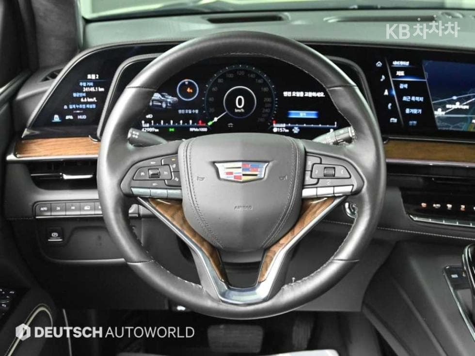 캐딜락 ESCALADE(5세대)6.2 V8 ESV Premium Luxury Platinum - 13