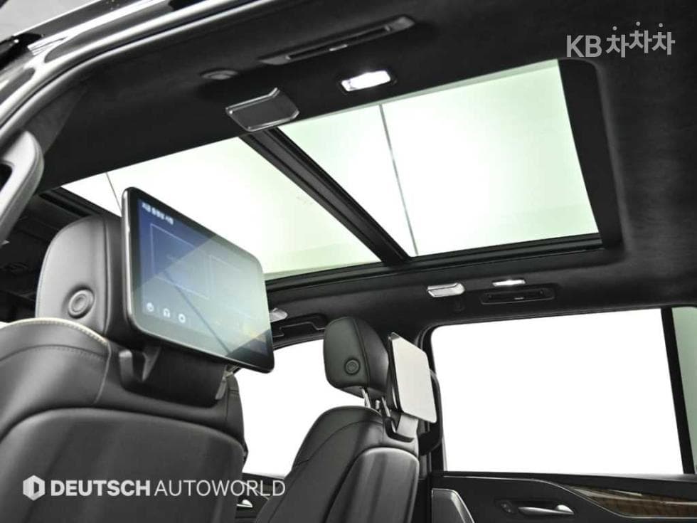 캐딜락 ESCALADE(5세대)6.2 V8 ESV Premium Luxury Platinum - 18