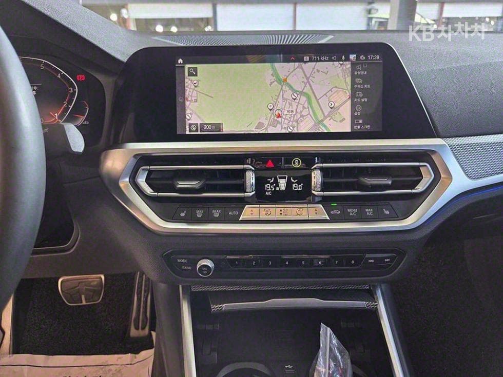 BMW 3 Серия (G20)320i M Sport - 10
