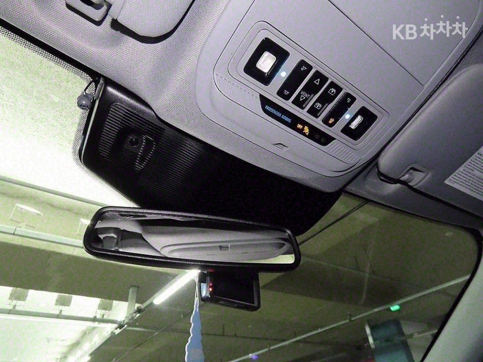 Форд Експлорер(6세대)Бензин Турбо 2.3 AWD Limited - 13