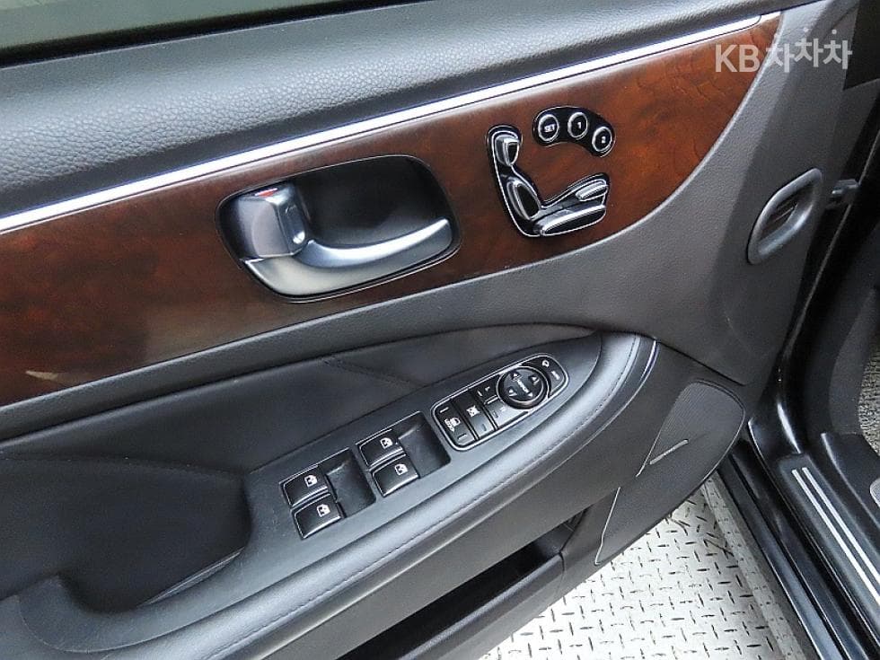 Hyundai Equus(신형)VS380 Modern - 13