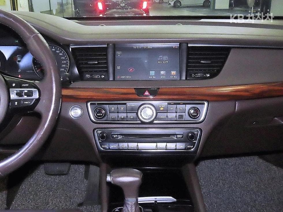 Киа All New K72.4 GDi Лимитиран - 11