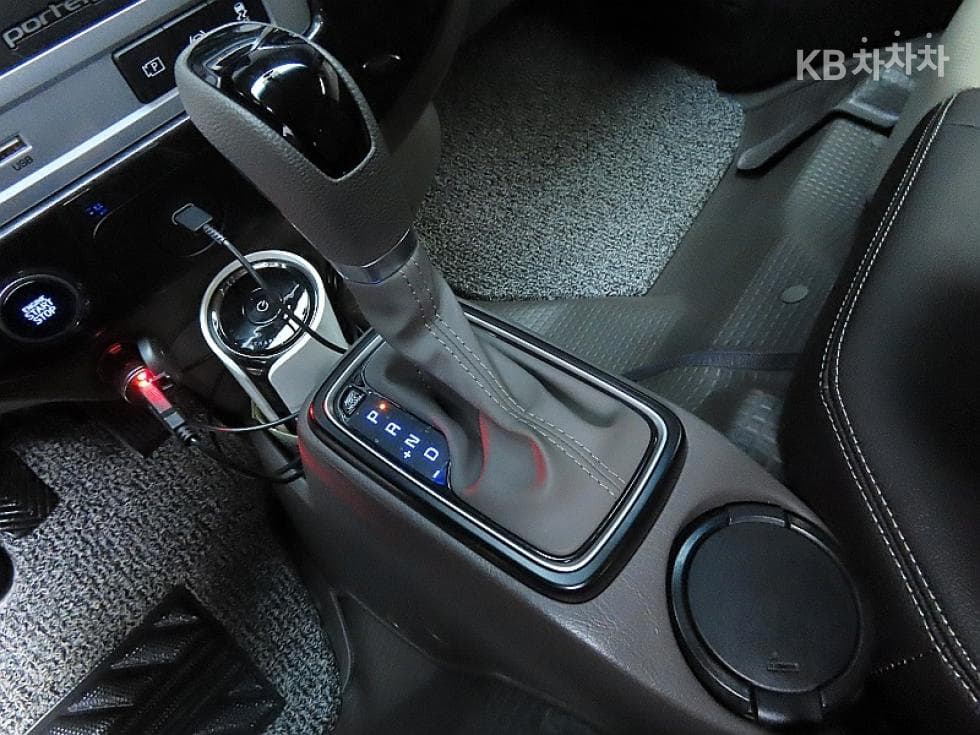 Хюндай Porter 2Удължено междуосие Двойна Кабина LPG Premium - 8