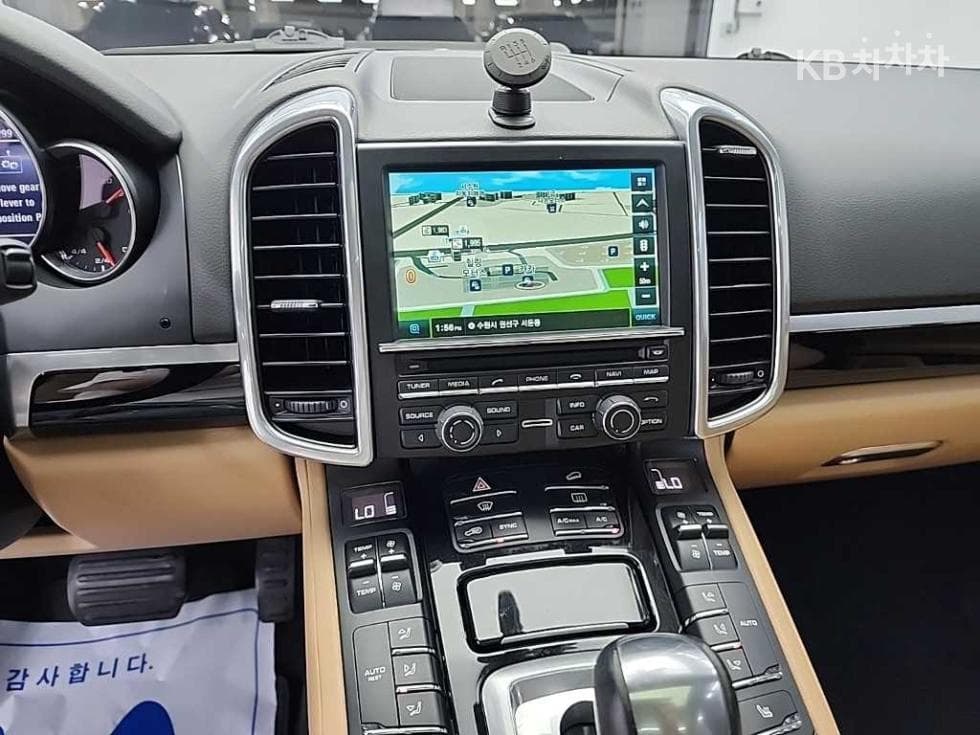 Porsche New Cayenne(958)3.0 Diesel 958 - 10