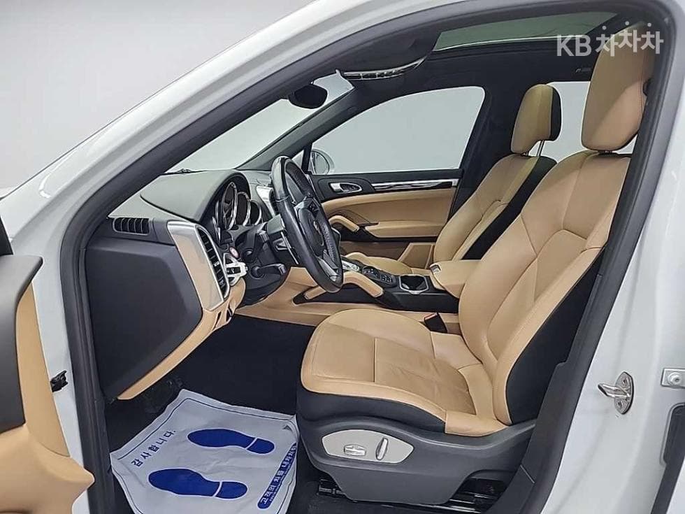Porsche New Cayenne(958)3.0 Diesel 958 - 11