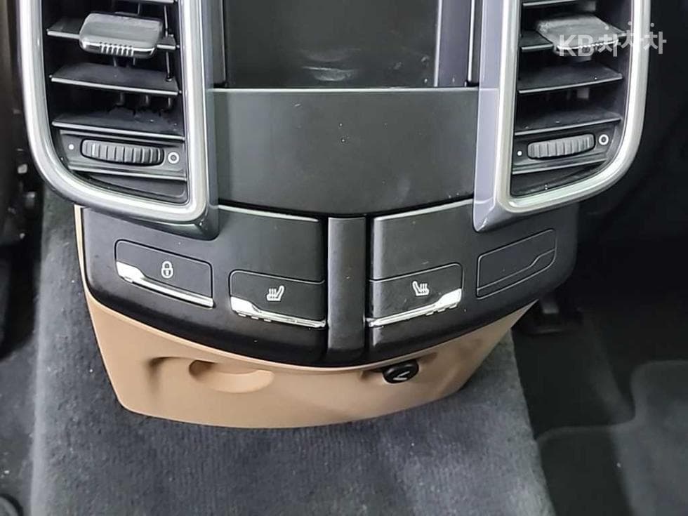 Porsche New Cayenne(958)3.0 Diesel 958 - 13
