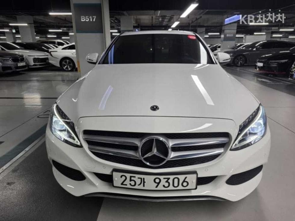 Mercedes-Benz The New (фейслифт) C-Клас C200 Avantgarde W205(14~) - Image 1