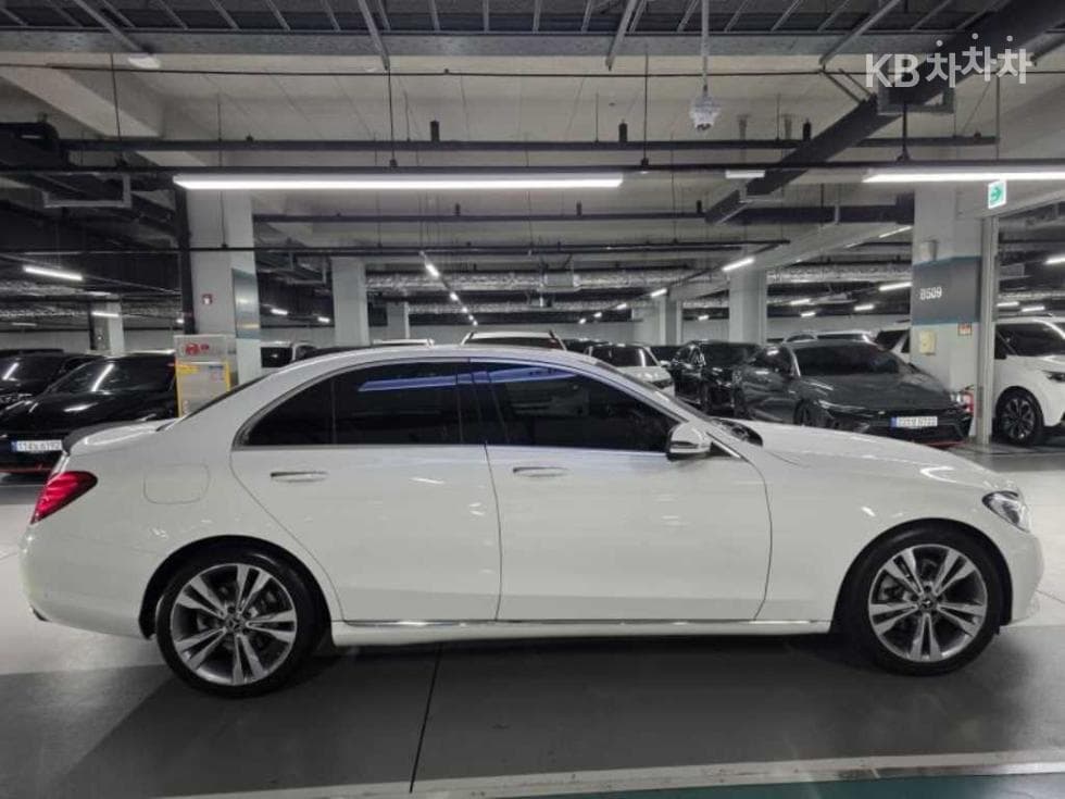Mercedes-Benz The New (facelift) C-ClassC200 Avantgarde W205 - 7