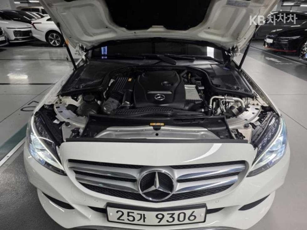 Mercedes-Benz The New (facelift) C-ClassC200 Avantgarde W205 - 9