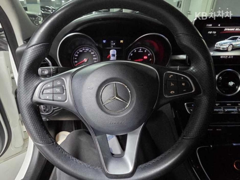 Mercedes-Benz The New (facelift) C-ClassC200 Avantgarde W205 - 13