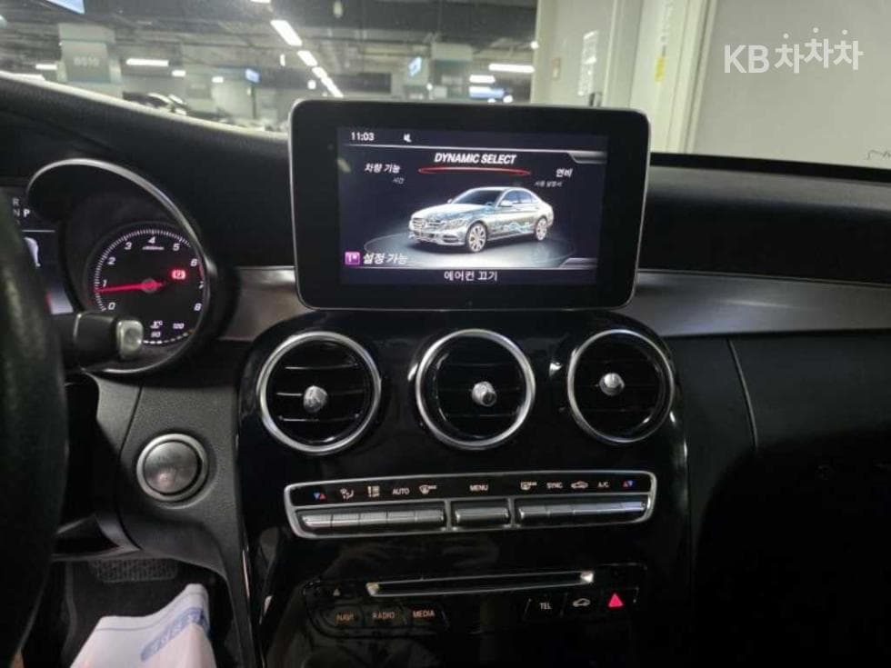 Mercedes-Benz The New (facelift) C-ClassC200 Avantgarde W205 - 14