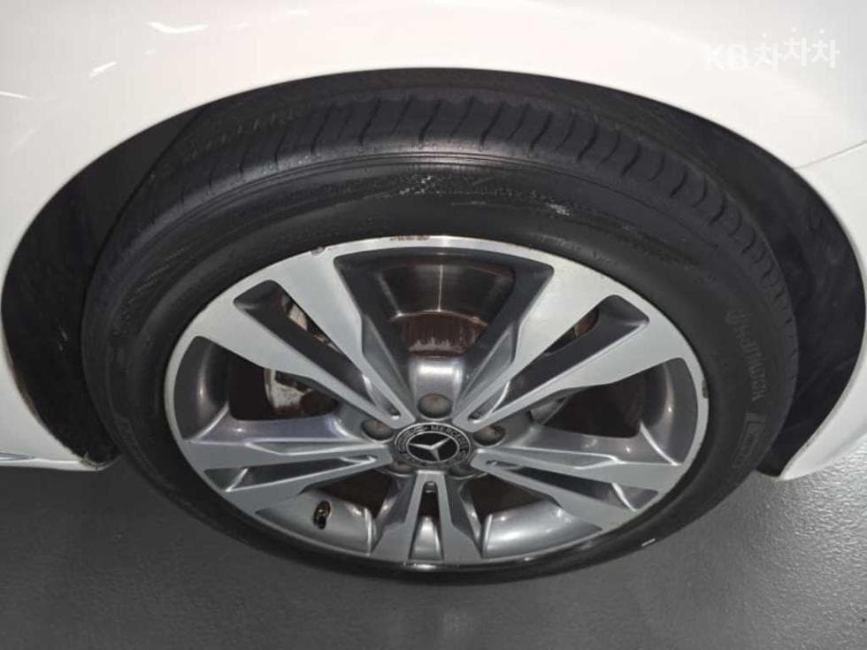 Mercedes-Benz The New (facelift) C-ClassC200 Avantgarde W205 - 19