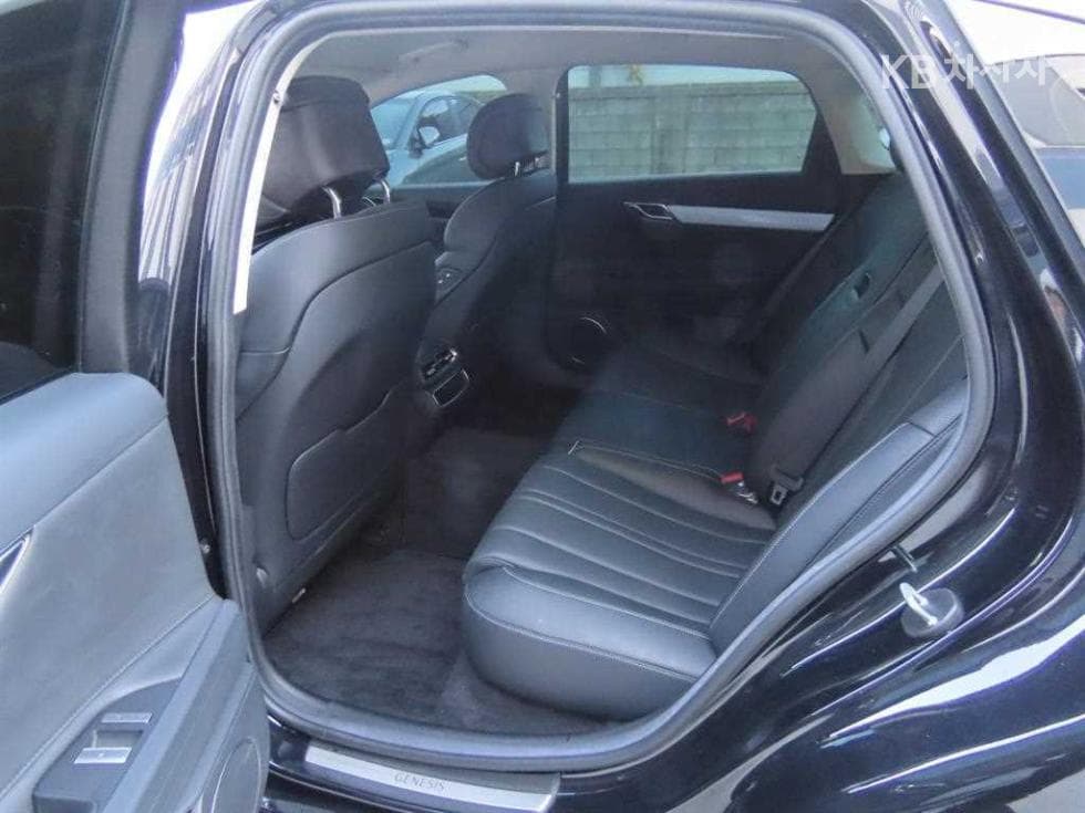 Genesis G80(RG3)2.5 Turbo Gasoline Direct Injection 2WD - 6