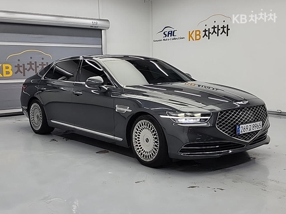 Genesis G905.0 GDi AWD Prestige - 4