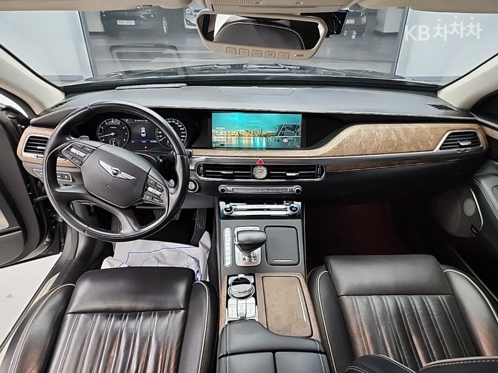 Genesis G905.0 GDi AWD Prestige - 7