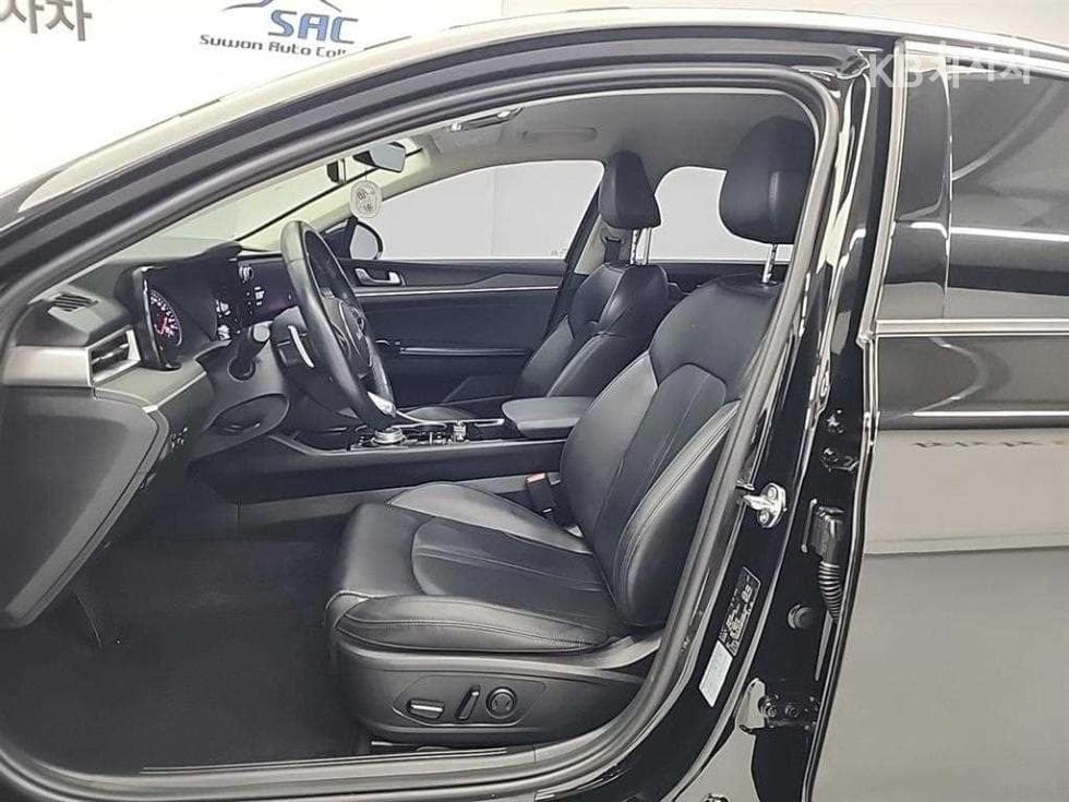 Kia K5 3rd Gen2.0 Gasoline Prestige - 11