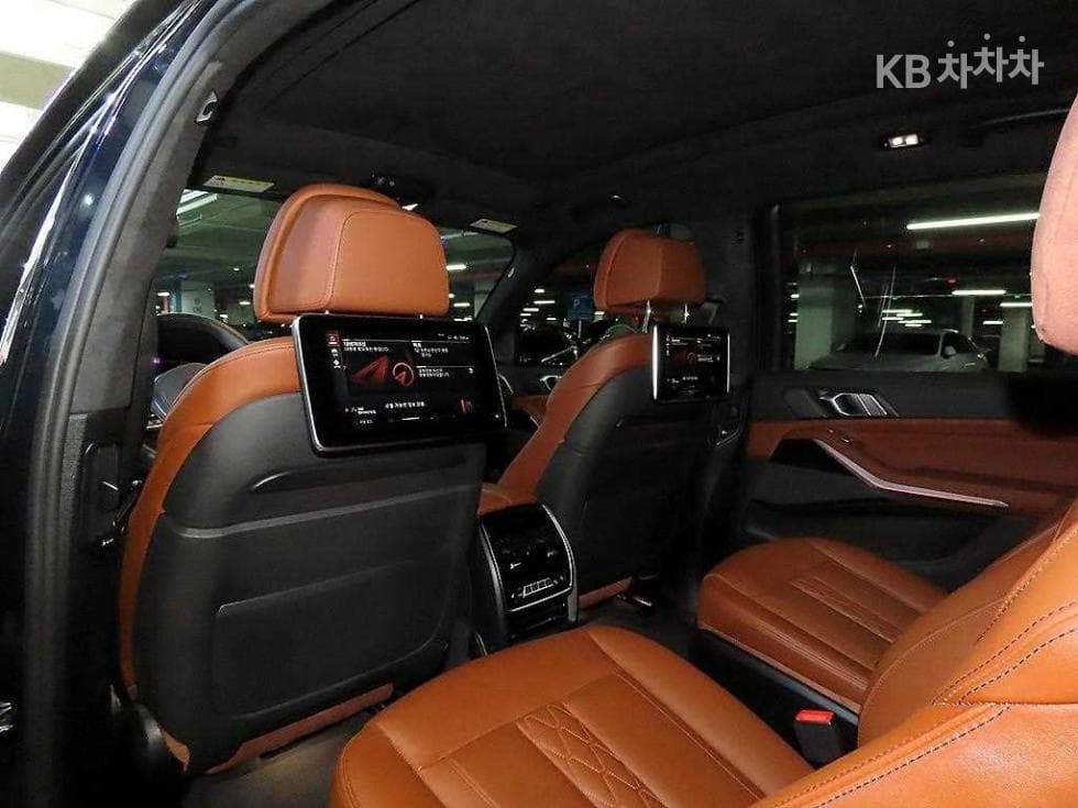 BMW X7(G07)xDrive 40i M Sport - 13