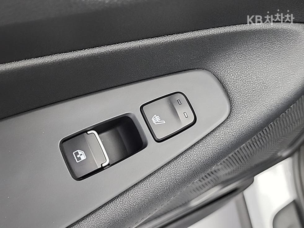 Хюндай The New (фейслифт) Санта Фе TMДизел 2.2 2WD Престиж - 14