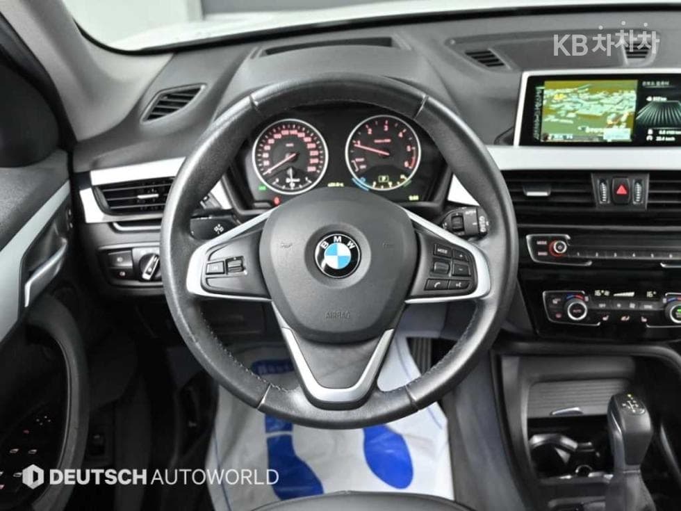BMW X1 (F48)xDrive 20d Стандартен - 13