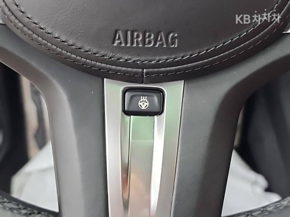 BMW 1시리즈 (F40)118d M Sport Package - 18